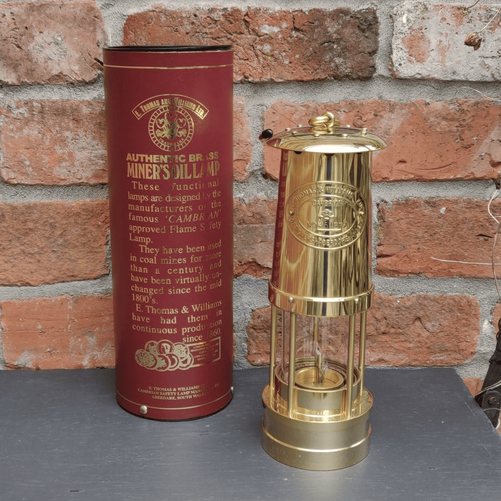 Đèn Dầu Thợ Mỏ E. Thomas & Williams Cambrian Brass Miners Oil Safety Lamp Lantern Wales Made