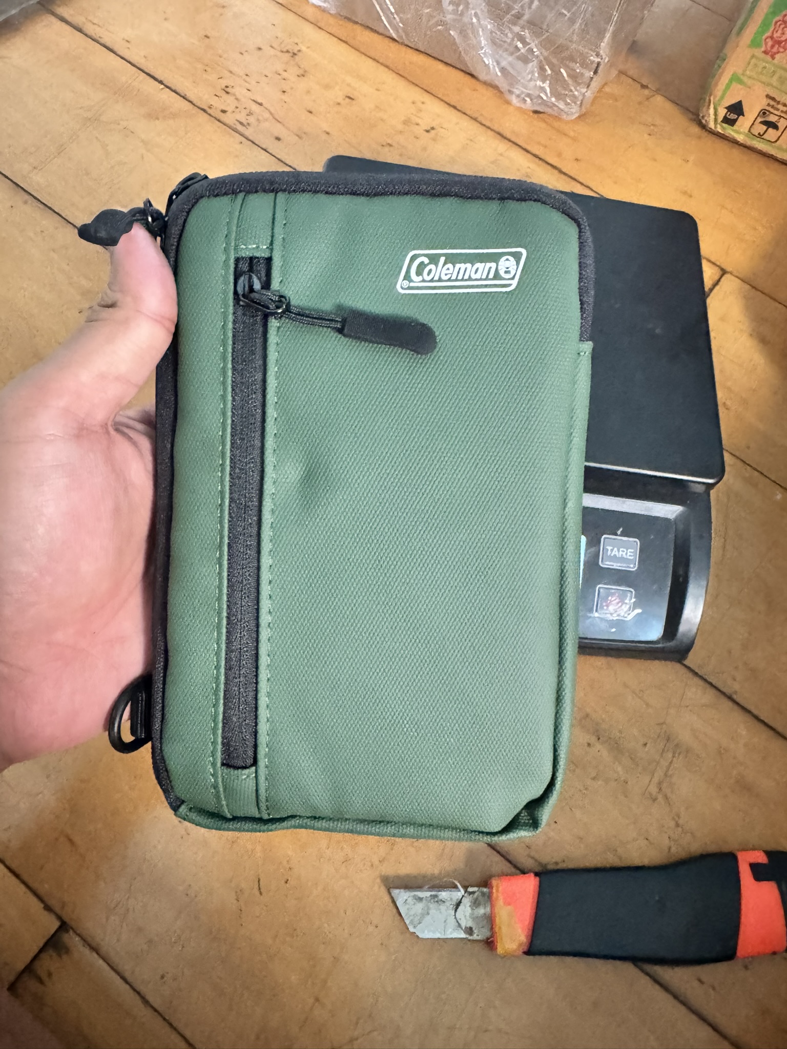 Túi Đeo Vai Coleman Smart Shoulder Pouch Green